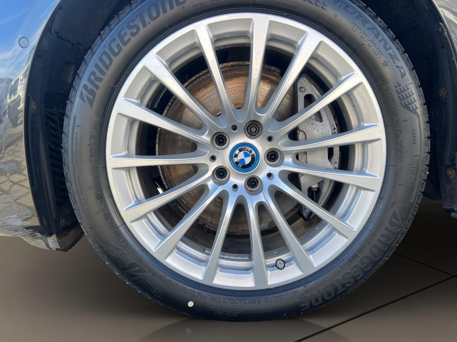 BMW 545e xDrive Luxury Line Steptronic (CH)⛽ + 🔌-image-11