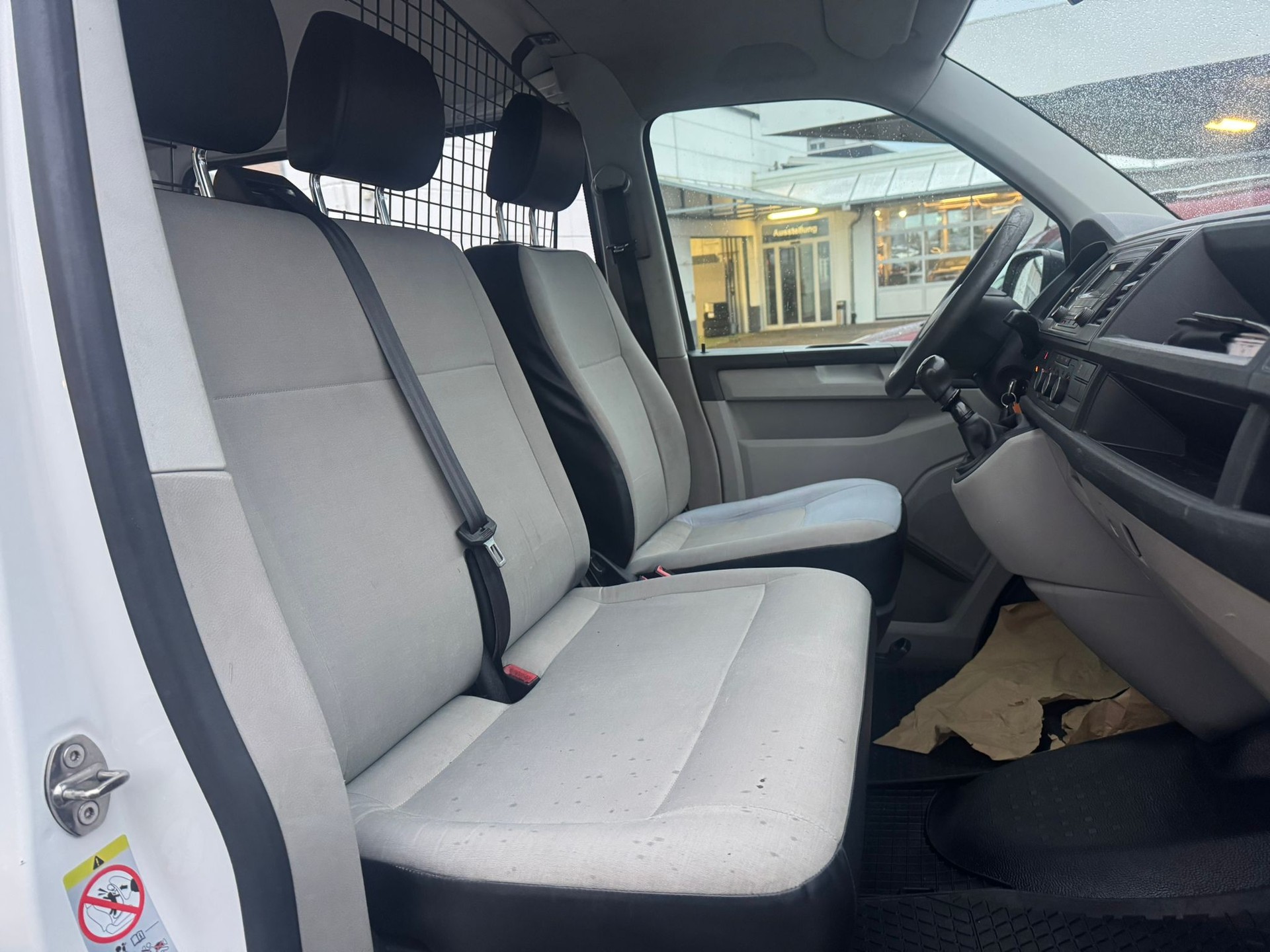 VW T6 2.0 TDI 4Motion-image-12
