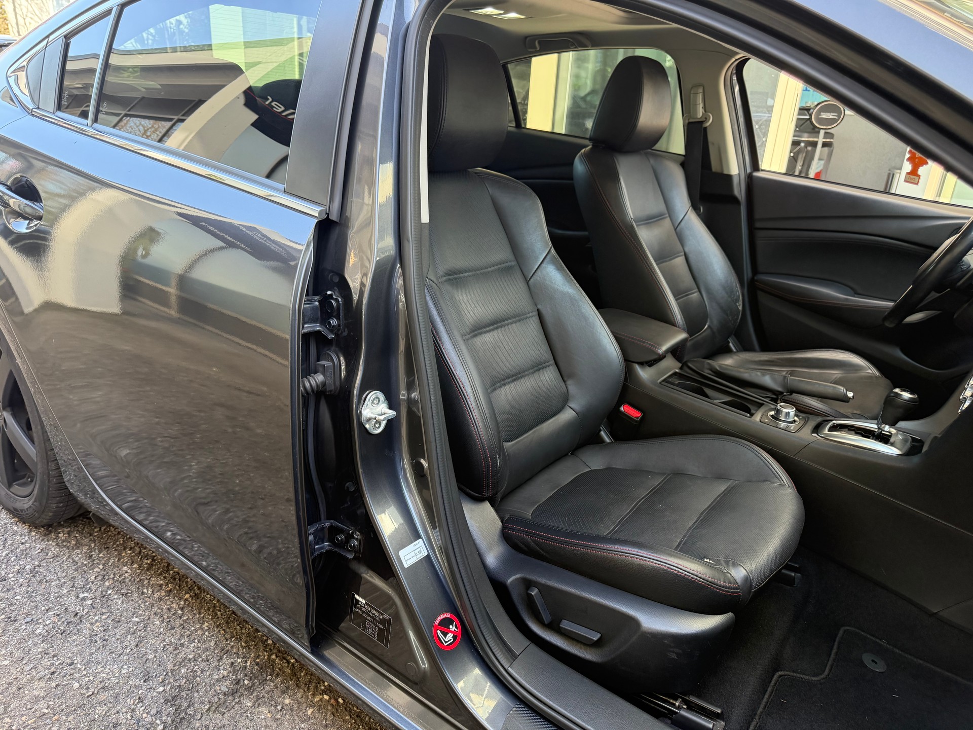 MAZDA 6 2.2 D 16V HP Revolution Automatic-image-3