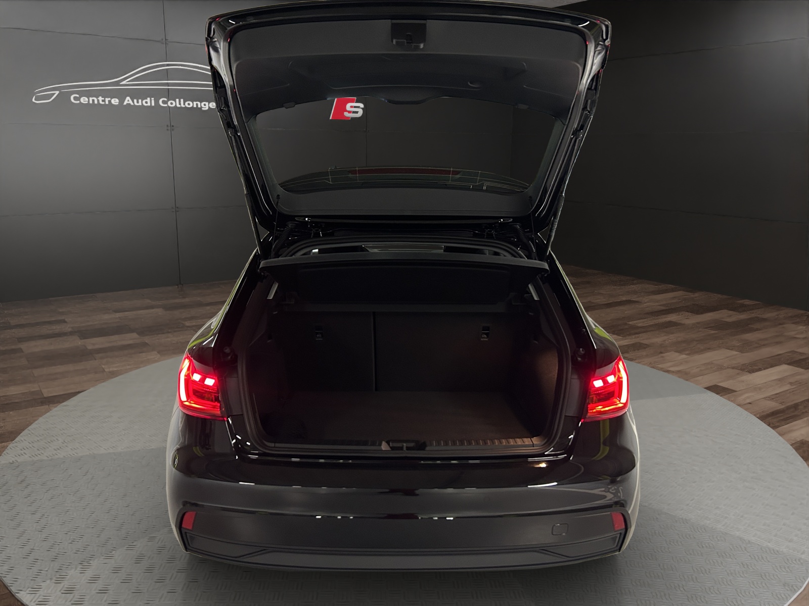 AUDI A1 Sportback 30 TFSI Attraction S-tronic-image-17