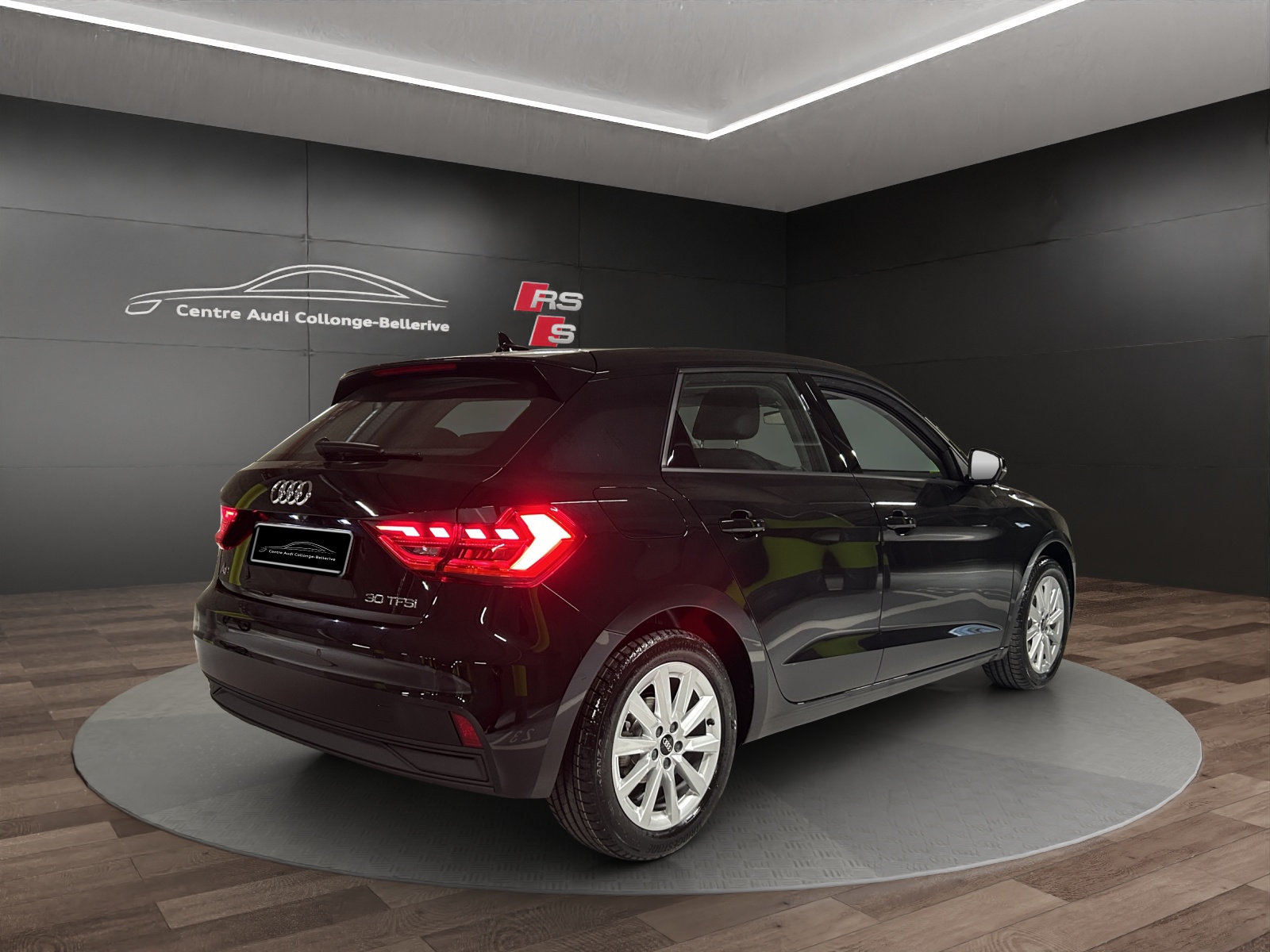 AUDI A1 Sportback 30 TFSI Attraction S-tronic-image-5