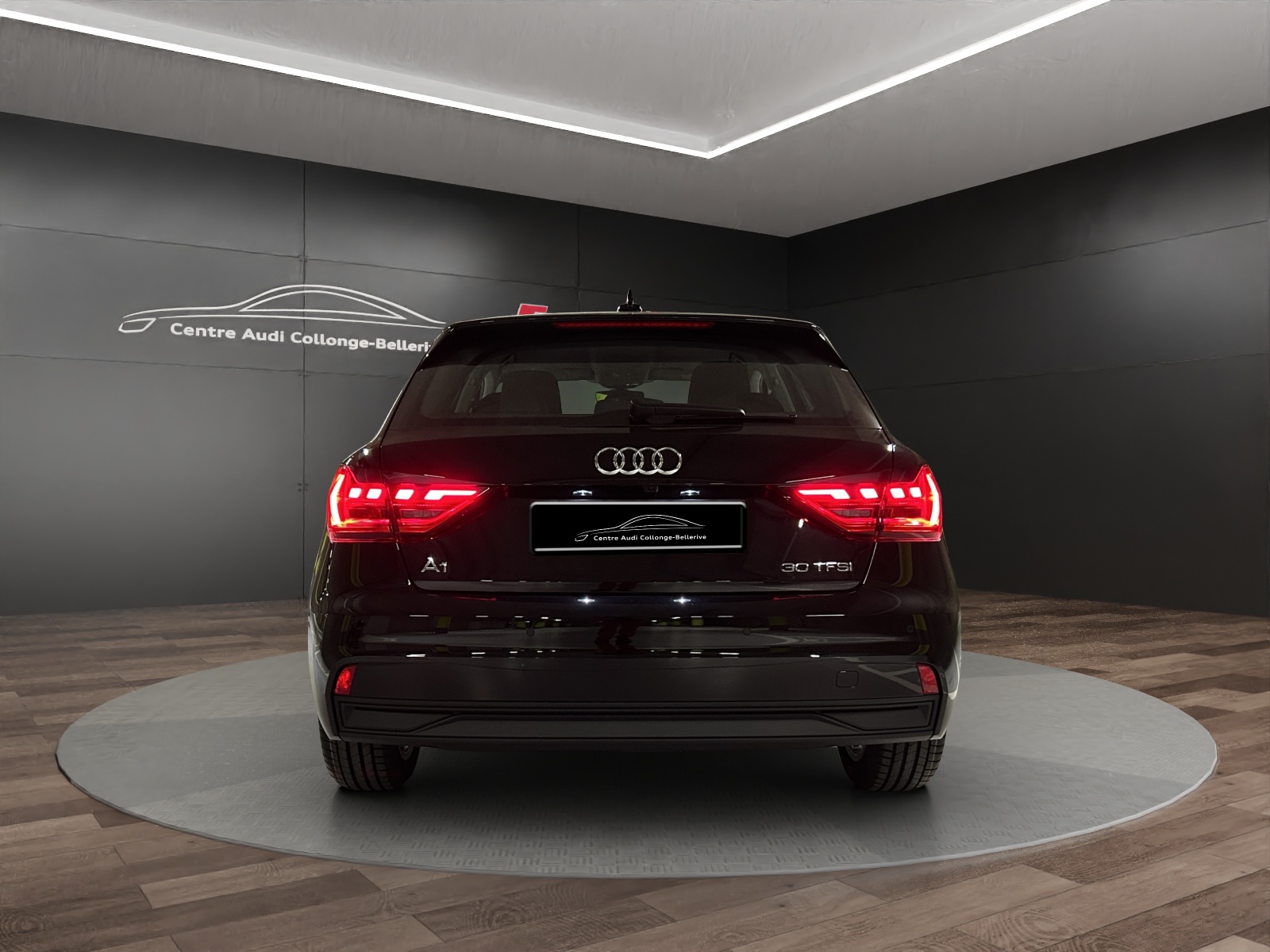 AUDI A1 Sportback 30 TFSI Attraction S-tronic-image-4