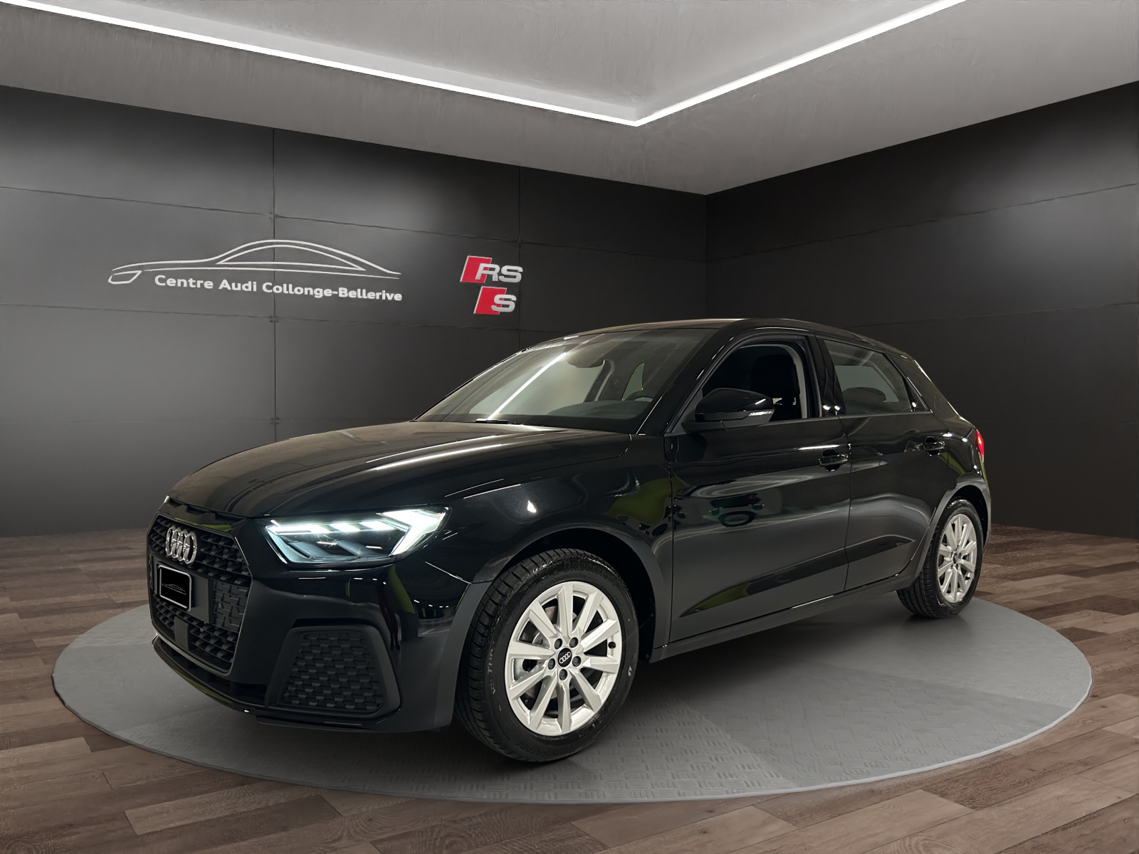 AUDI A1 Sportback 30 TFSI Attraction S-tronic-image-0