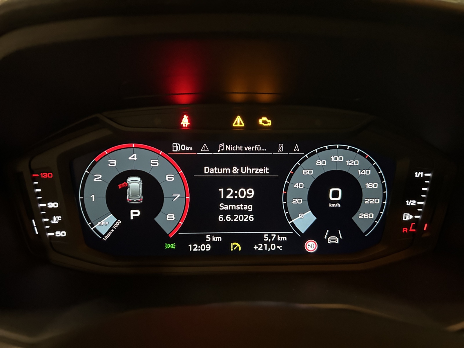 AUDI A1 Sportback 30 TFSI Attraction S-tronic-image-10