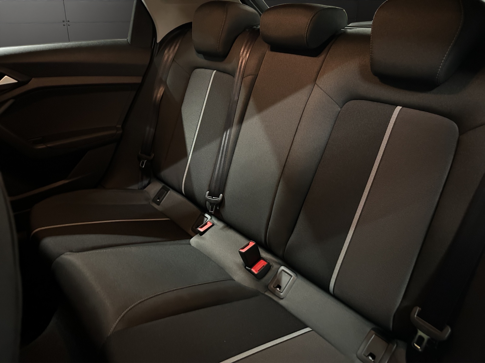 AUDI A1 Sportback 30 TFSI Attraction S-tronic-image-11