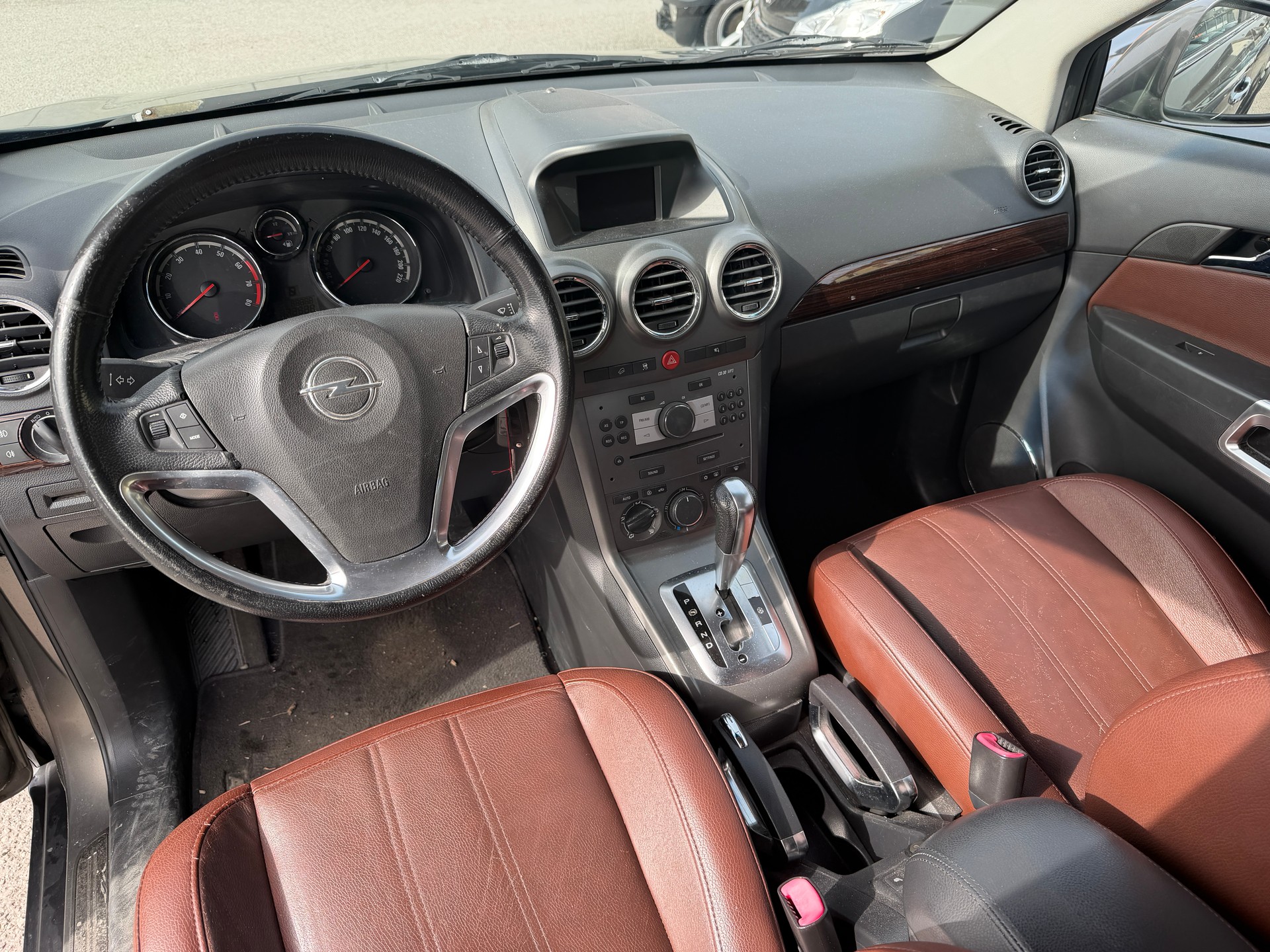 OPEL Antara 3.2 V6 Cosmo 4WD Automatic-image-5