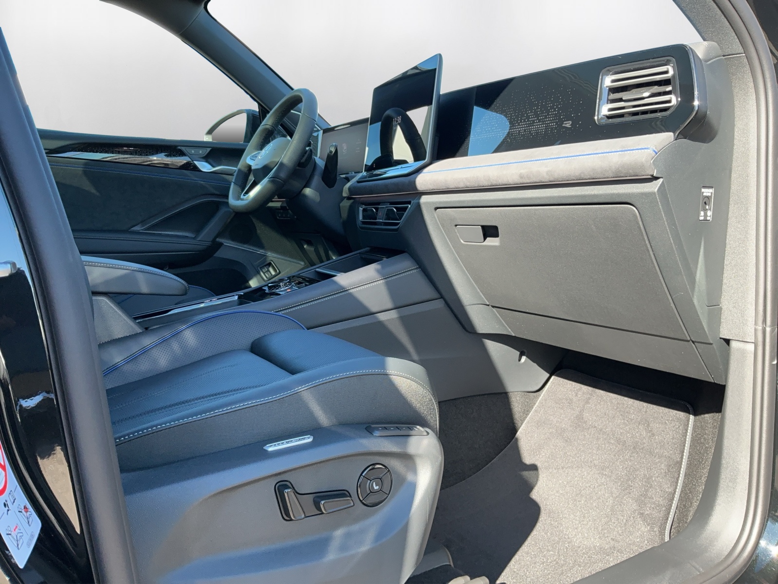 VW Tiguan 1.5 TSI evo2 eHybrid R-Line United DSG-image-13