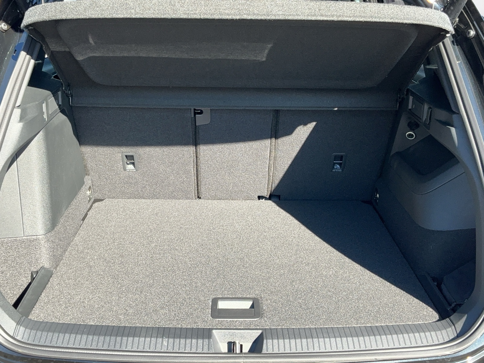 VW Tiguan 1.5 TSI evo2 eHybrid R-Line United DSG-image-11