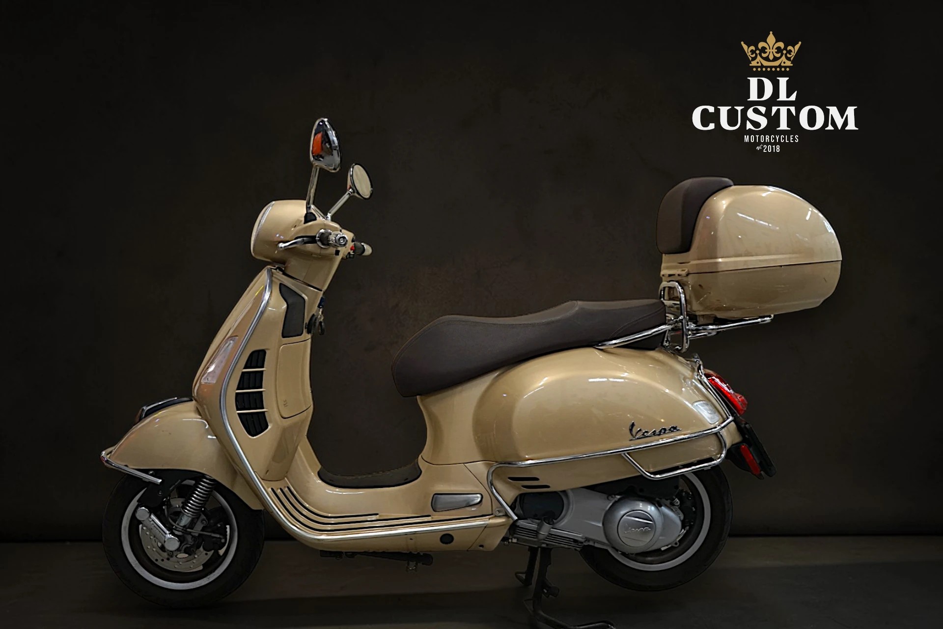 PIAGGIO Vespa GTS Super 300 i.e ABS-image-1