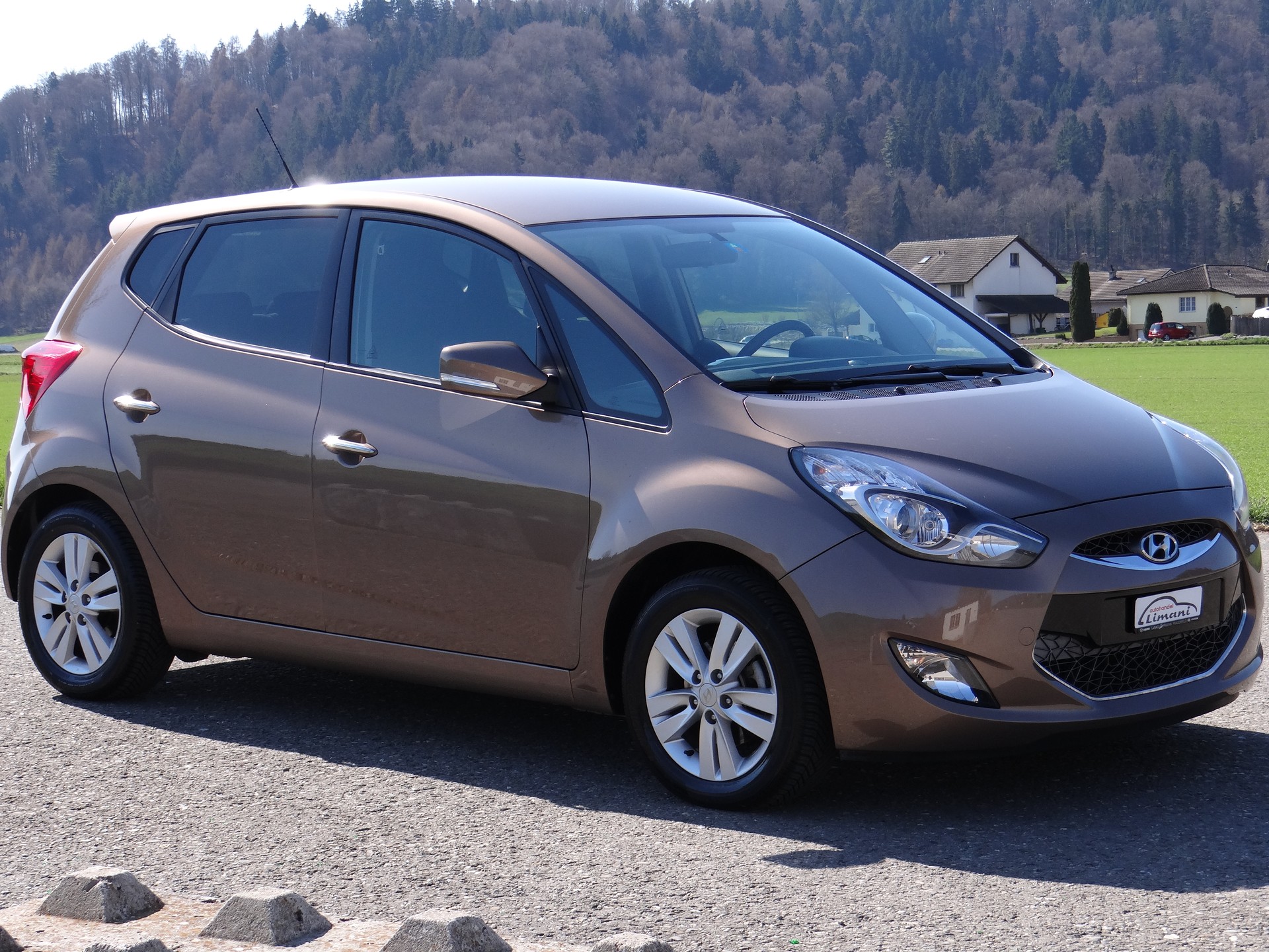 HYUNDAI iX20 1.6 Premium Automatic-showroom-element-3