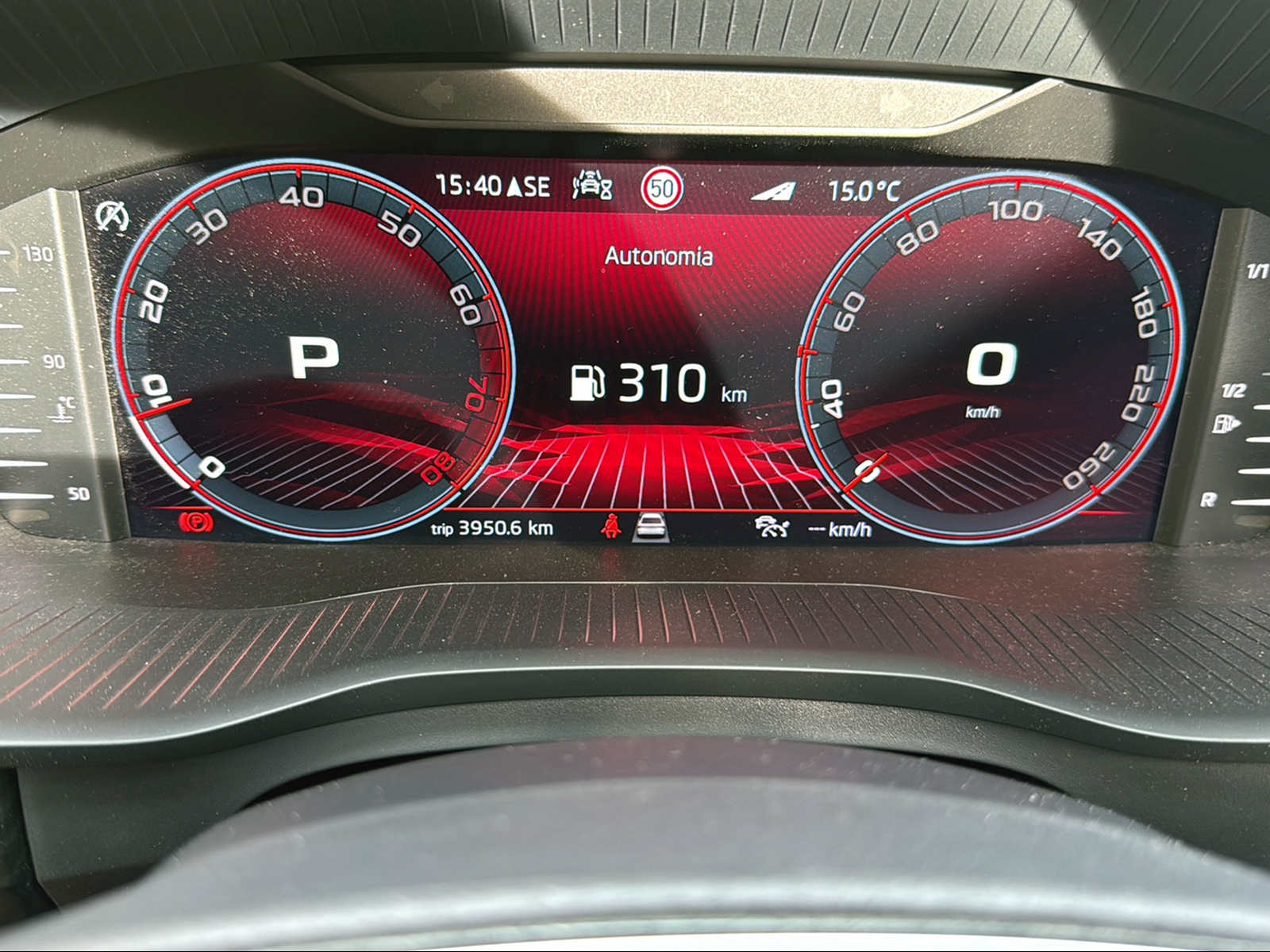 SKODA Kodiaq 2.0 TSI 4x4 RS-image-11