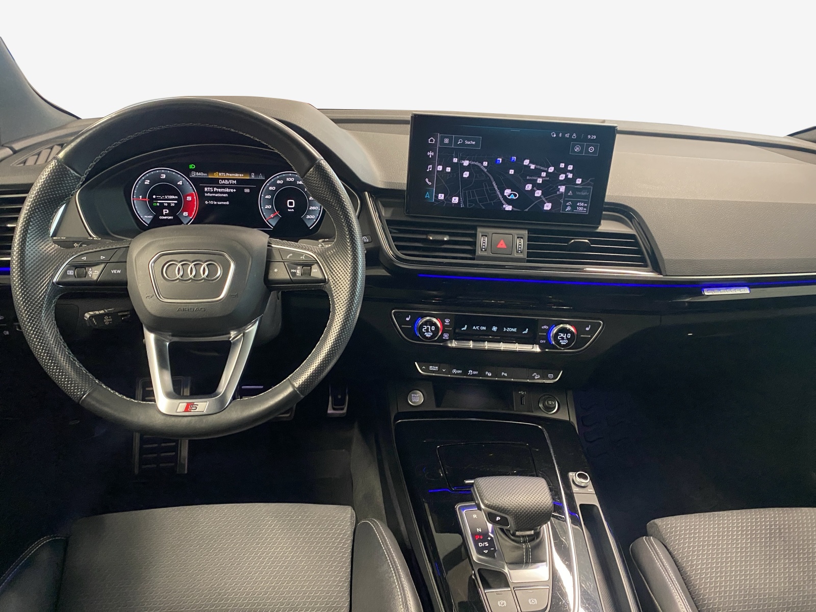 AUDI Q5 40 TDI Black Edition quattro S-tronic-image-8