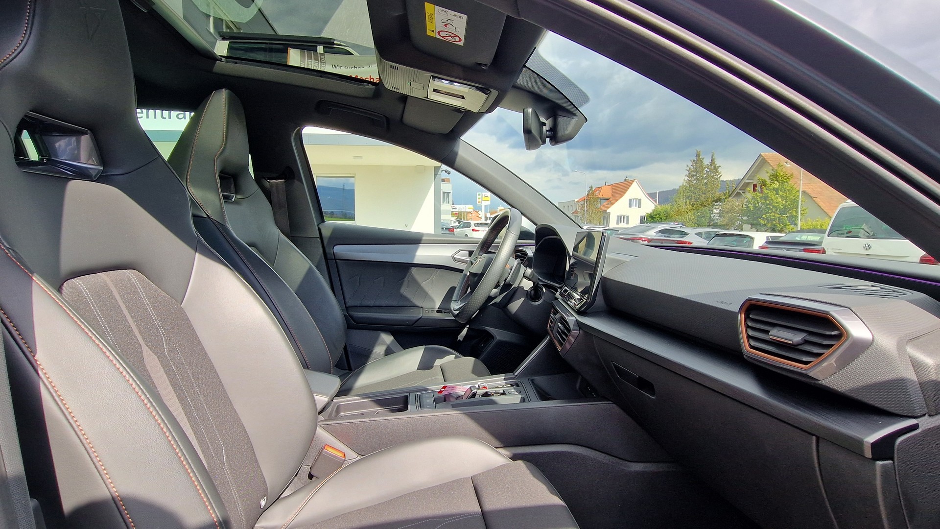 CUPRA LEON 1.4 e-HYBRID pHEV DSG-image-10