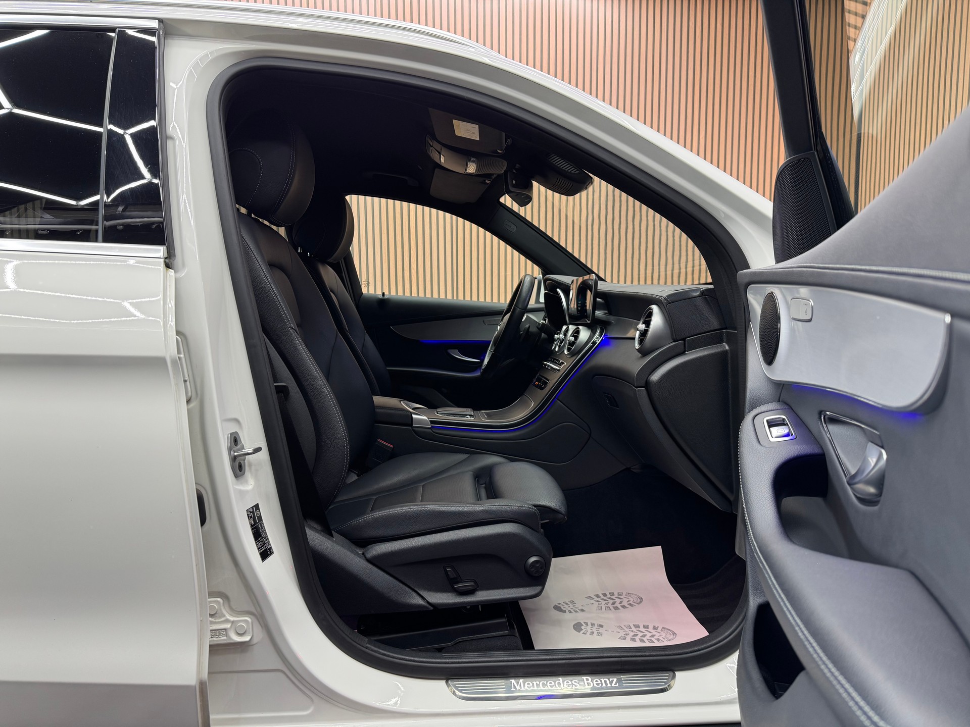MERCEDES-BENZ GLC 220 d 4m *ab CHF 319.-/ Monat*-image-12