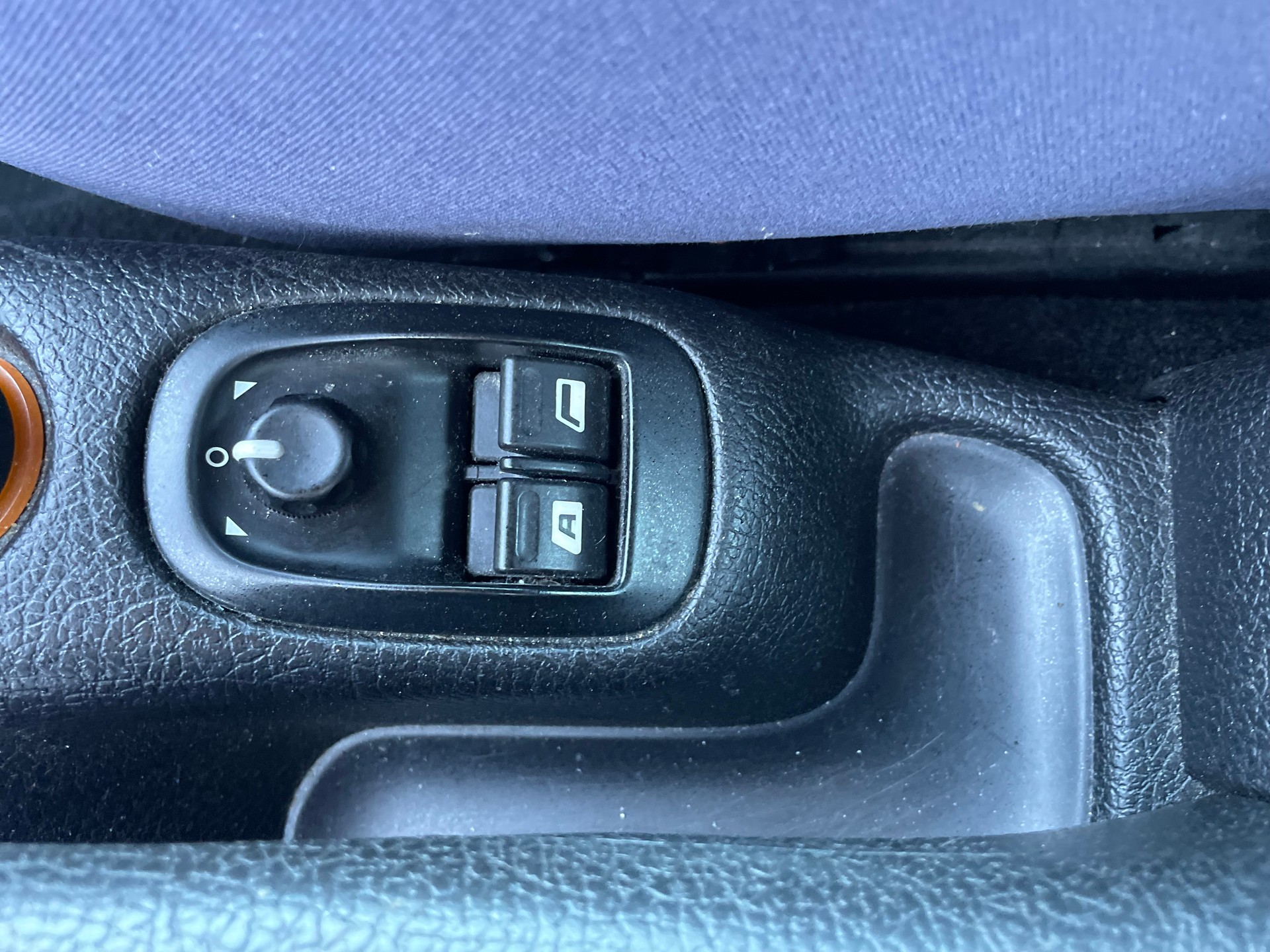 PEUGEOT 206 1.6 16V Black&Silver-image-9