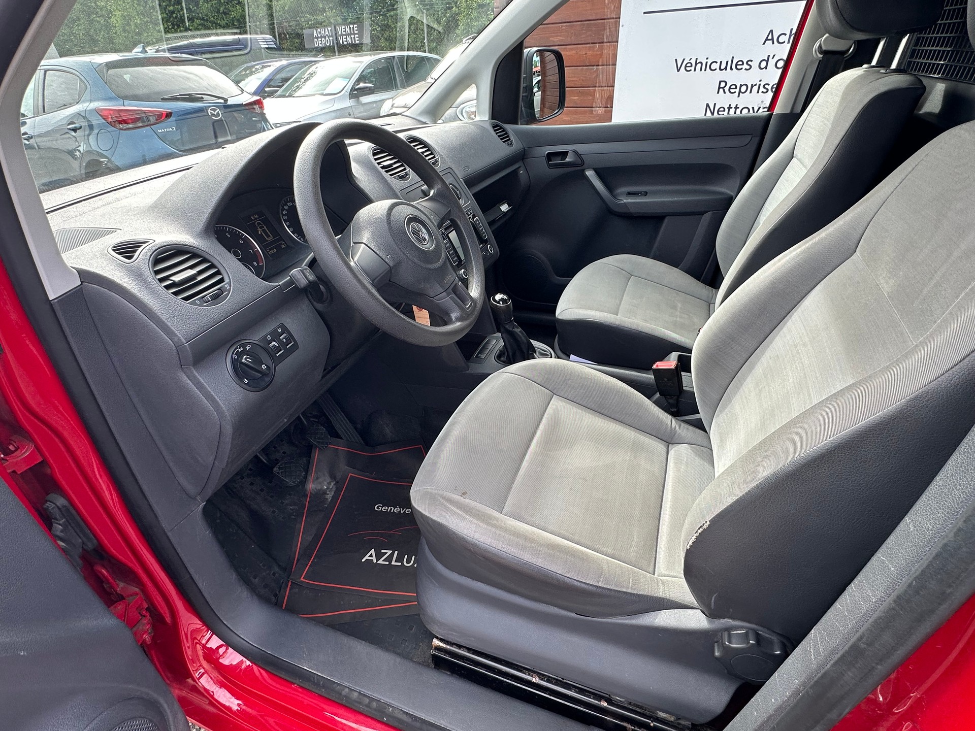 VW Caddy 1.2 TSI Entry-image-12
