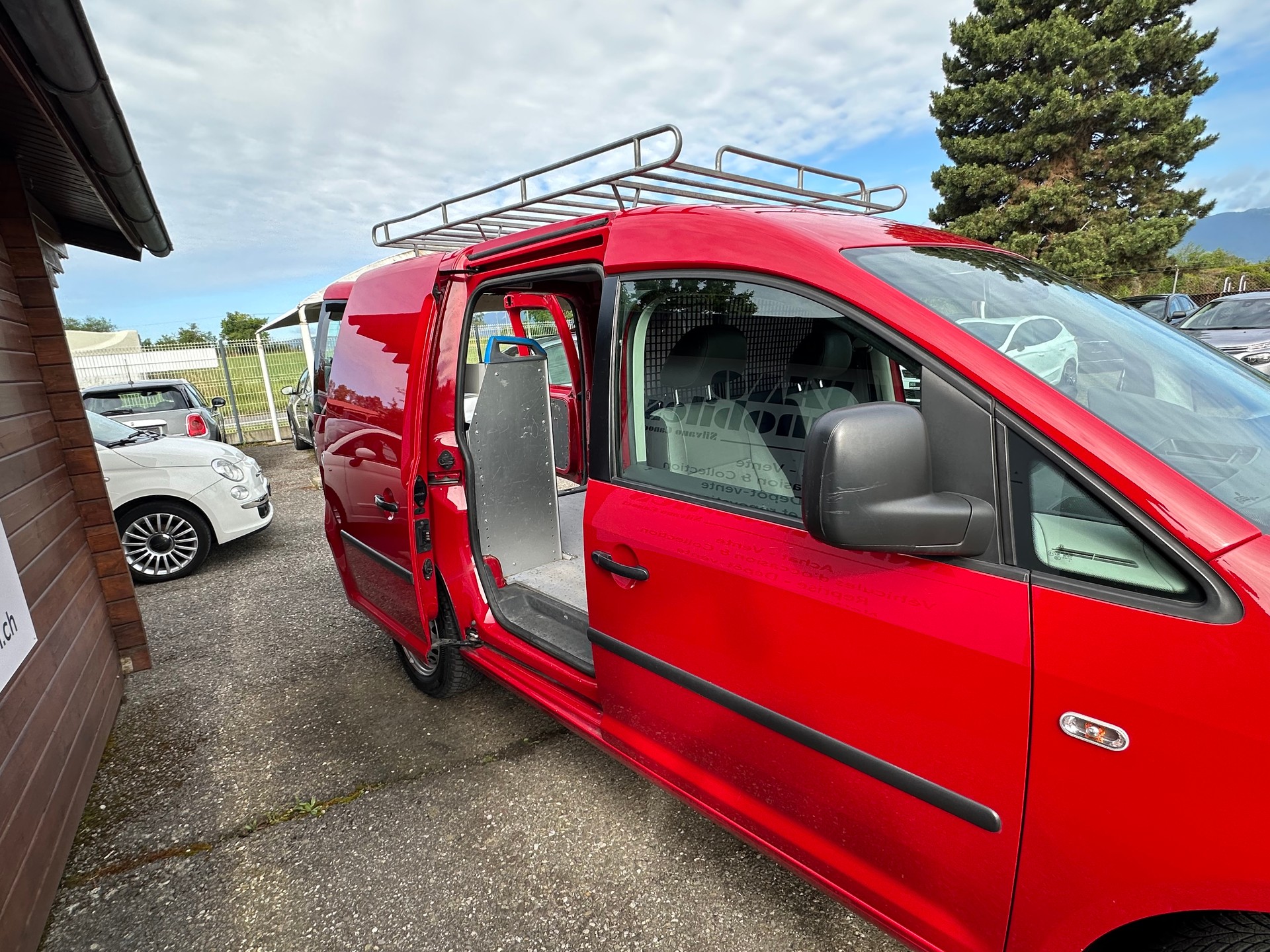 VW Caddy 1.2 TSI Entry-image-10