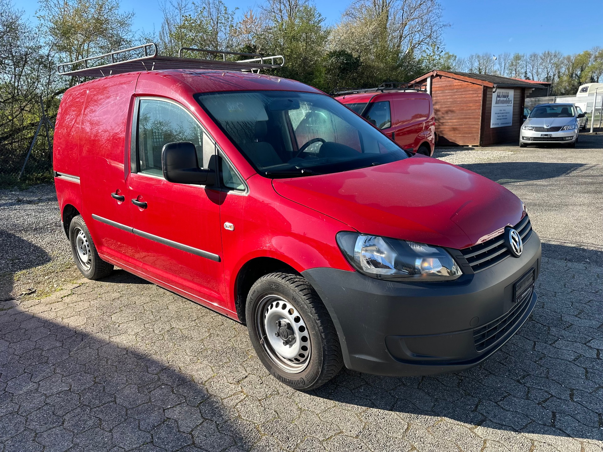 VW Caddy 1.2 TSI Entry-image-1
