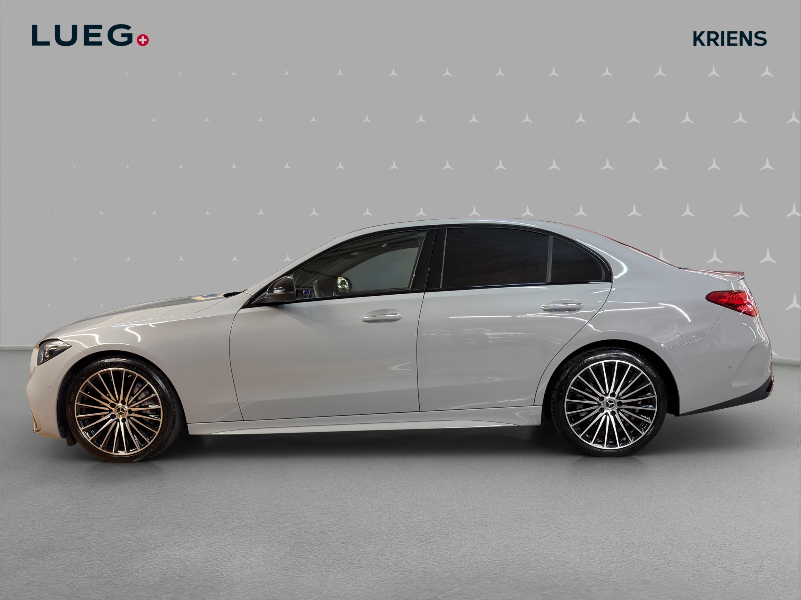 MERCEDES-BENZ C 300 d 4M - AMG / DISTRONIC / 360 Grad Kamera / Panorama-Dach-image-1