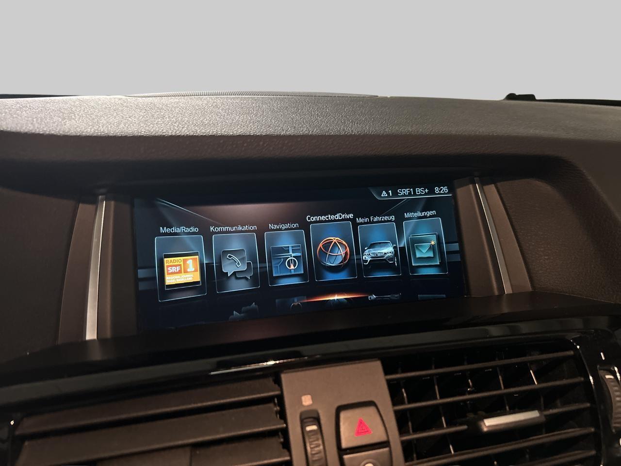 BMW X4 20d xDrive X Line-image-17