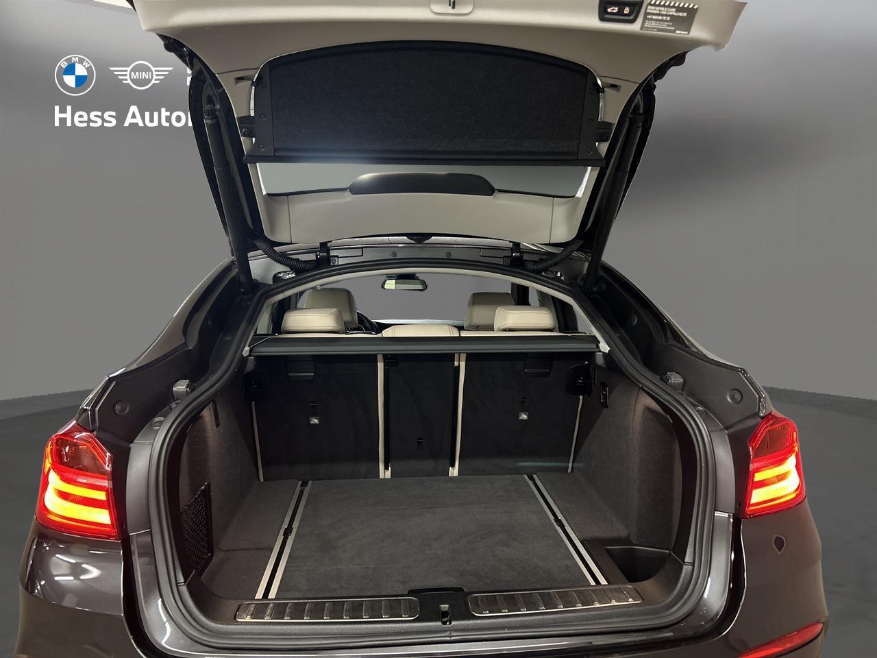 BMW X4 20d xDrive X Line-image-7
