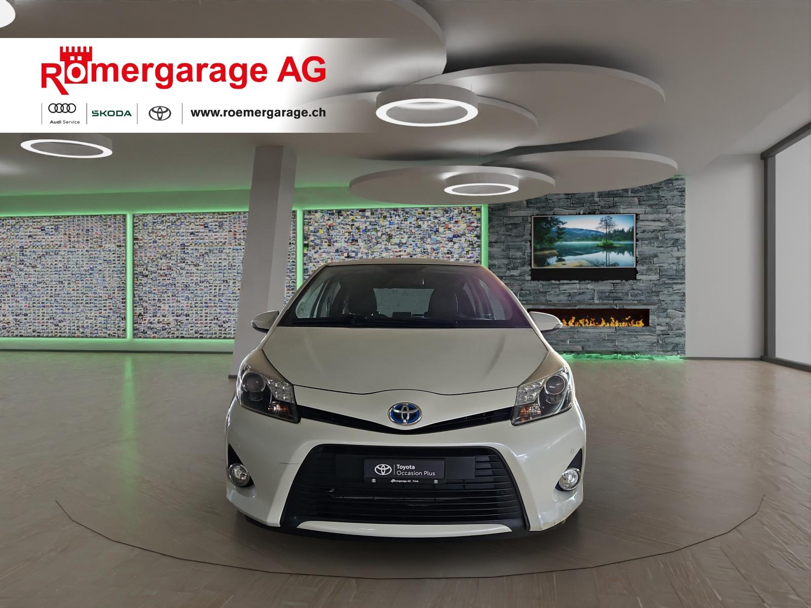 TOYOTA Yaris 1.5 VVT-i HSD Sol Premium-image-4