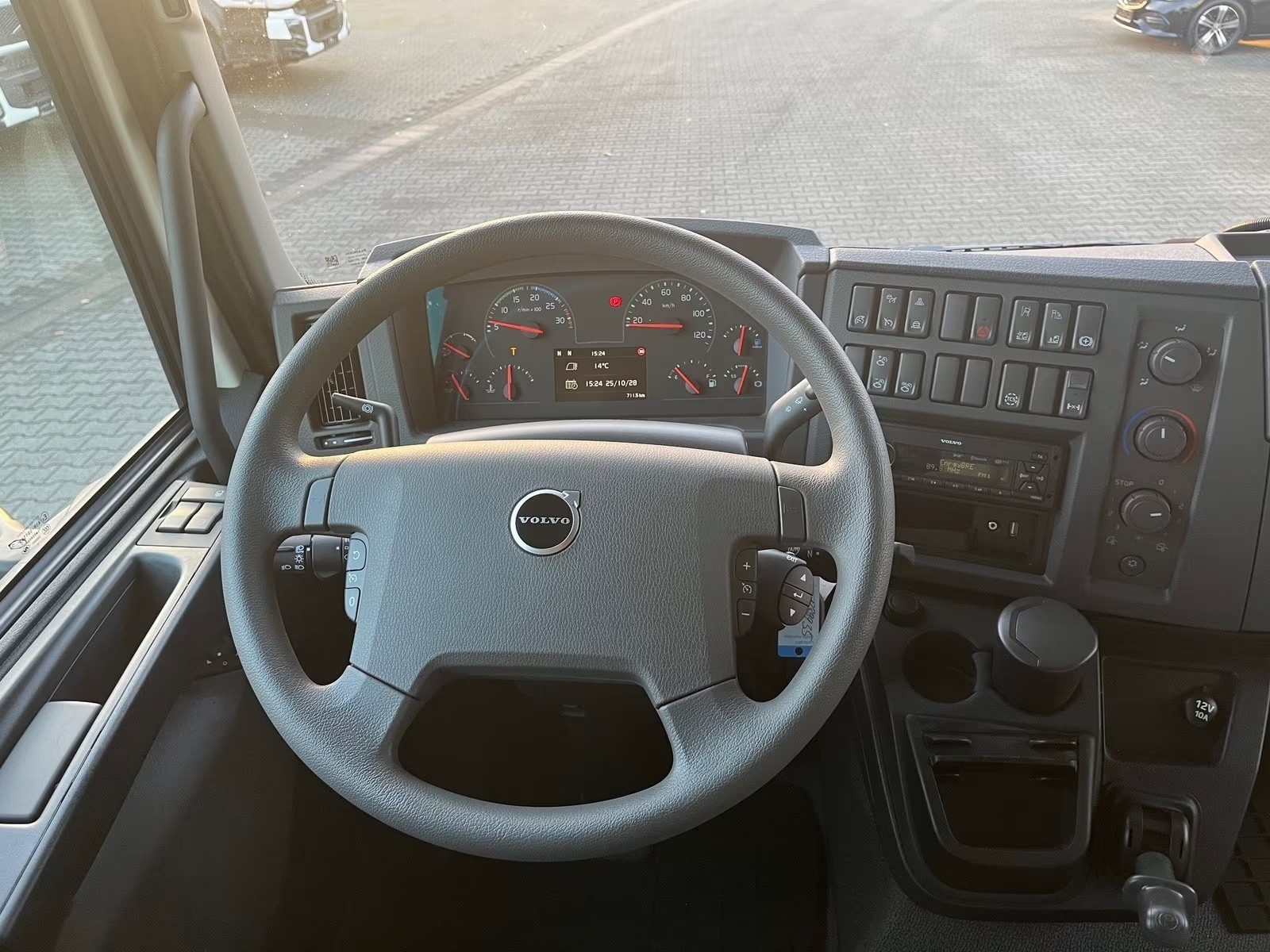 VOLVO FL 280 16t Schiebeplane Kam. Klima ACC LBW "NEU"-image-12