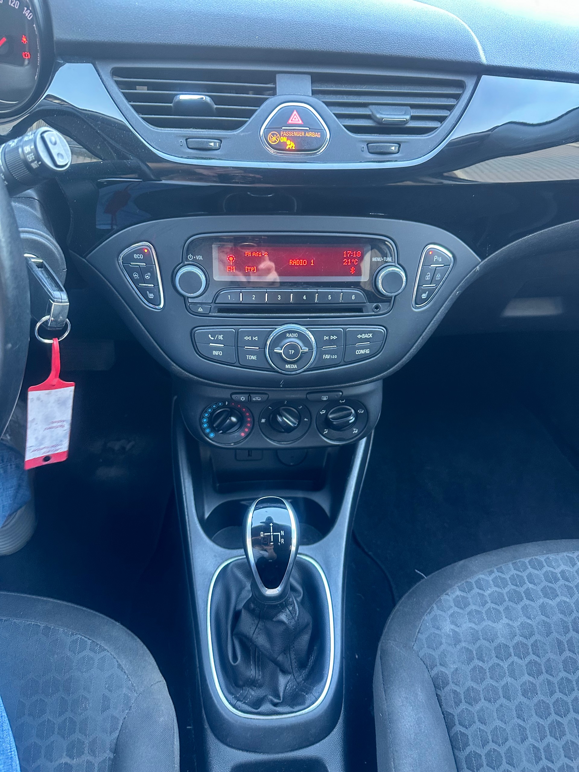 OPEL Corsa 1.4 TP Cosmo Easytronic-image-11