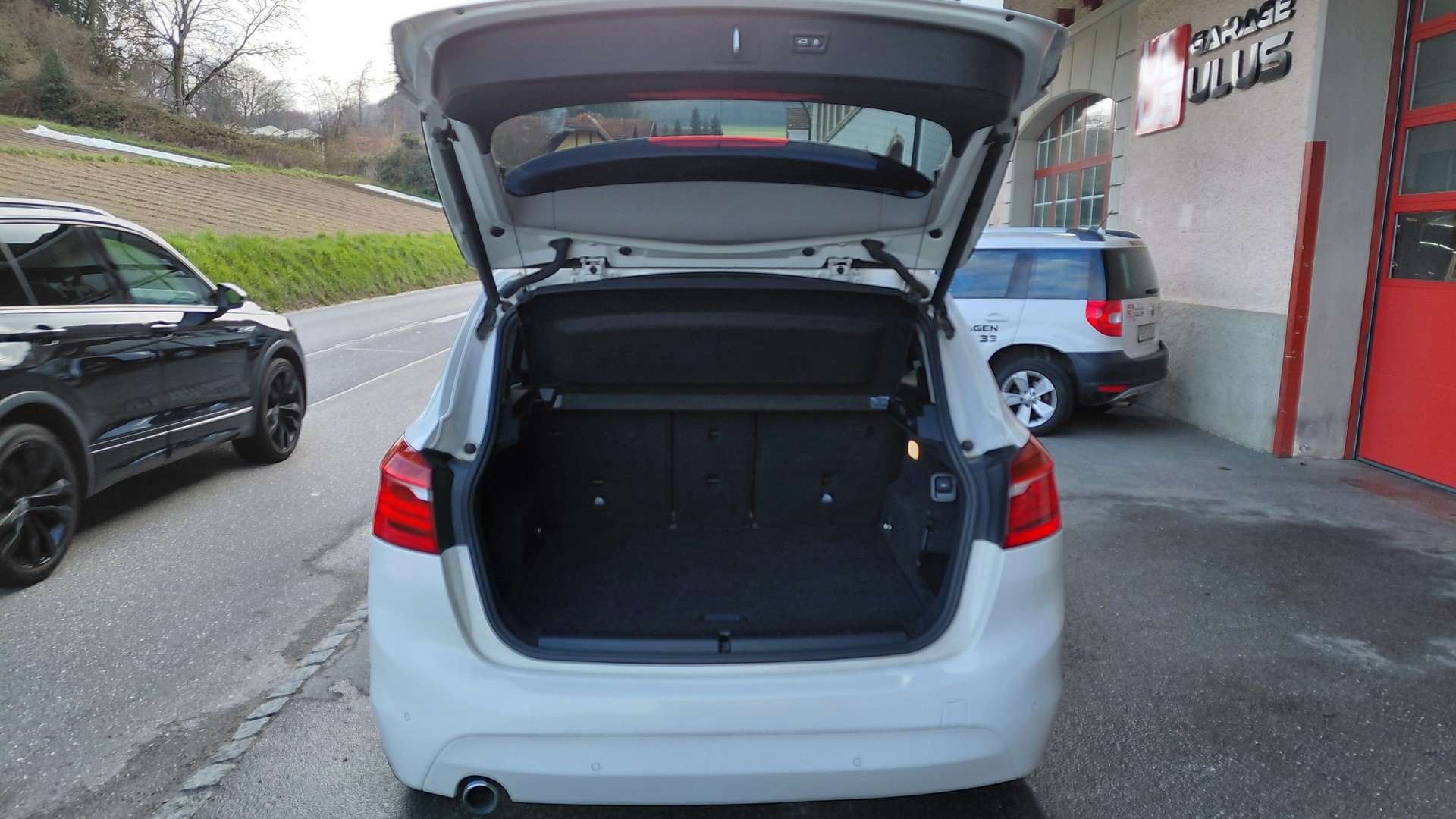 BMW 218d xDrive Active Tourer Steptronic-image-7