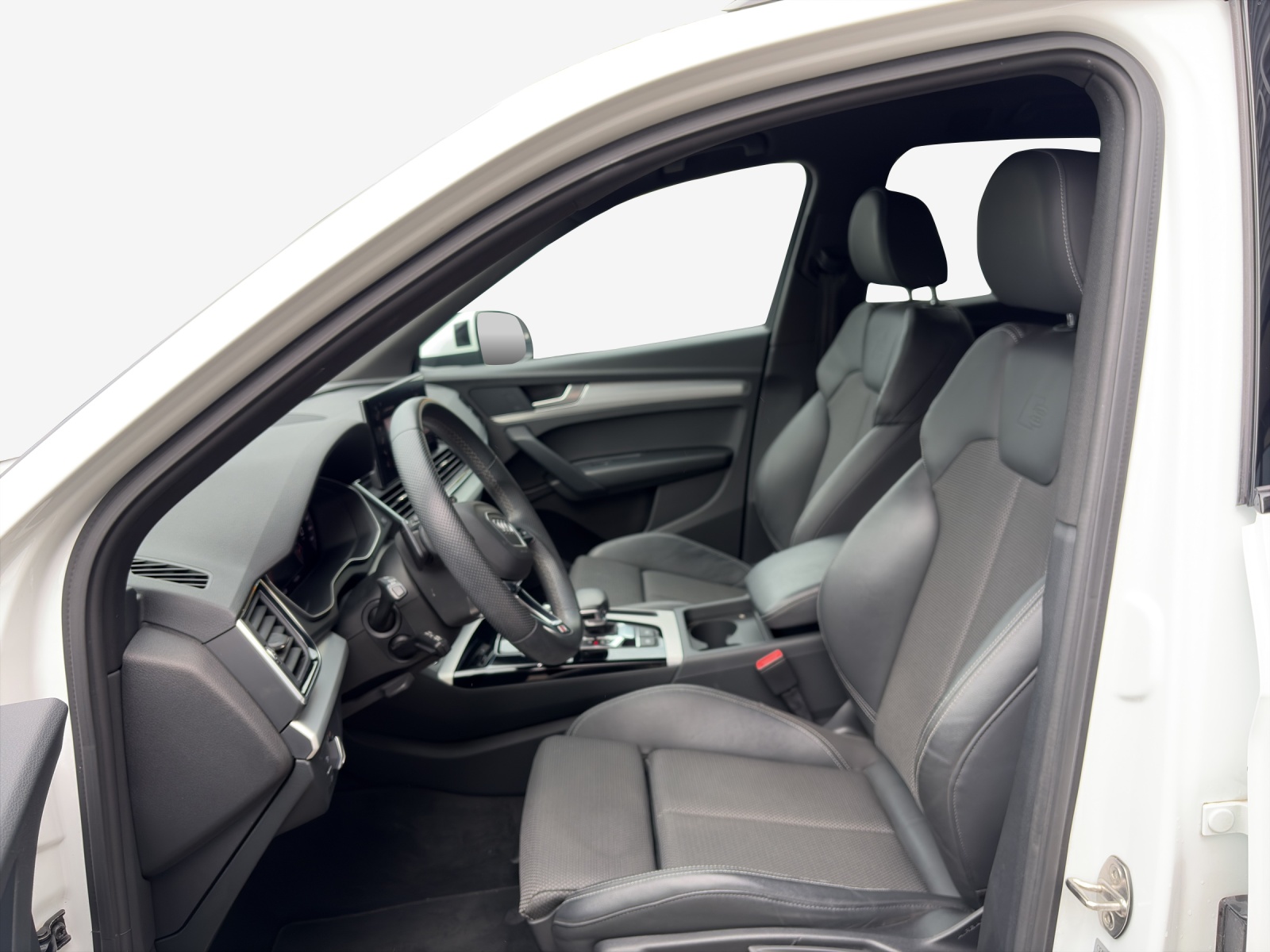 AUDI Q5 45 TFSI S-line quattro S-tronic-image-7