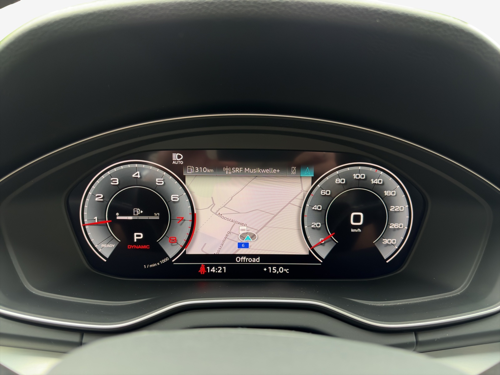 AUDI Q5 45 TFSI S-line quattro S-tronic-image-14