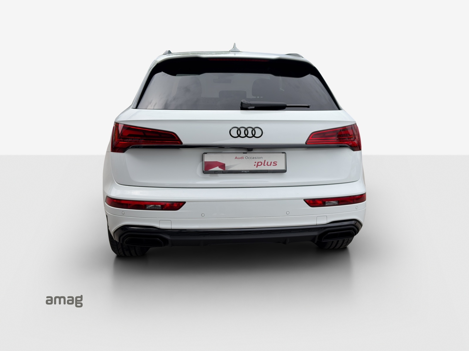 AUDI Q5 45 TFSI S-line quattro S-tronic-image-3