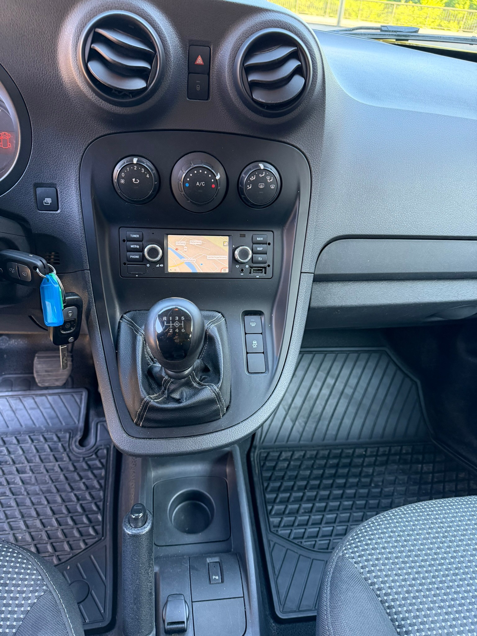 MERCEDES-BENZ Citan 111 CDI EL Mixto Euro 6-image-11