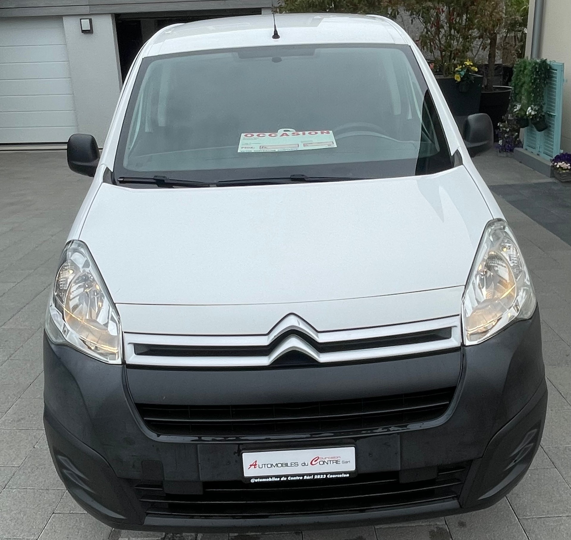 CITROEN Berlingo 1.6 VTi 98 Business-image-1