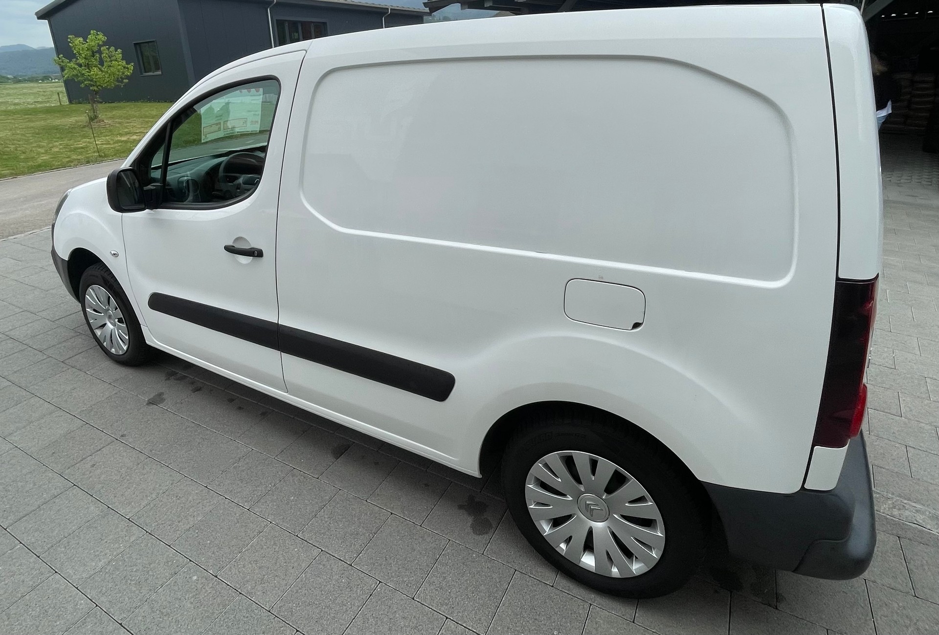CITROEN Berlingo 1.6 VTi 98 Business-image-5