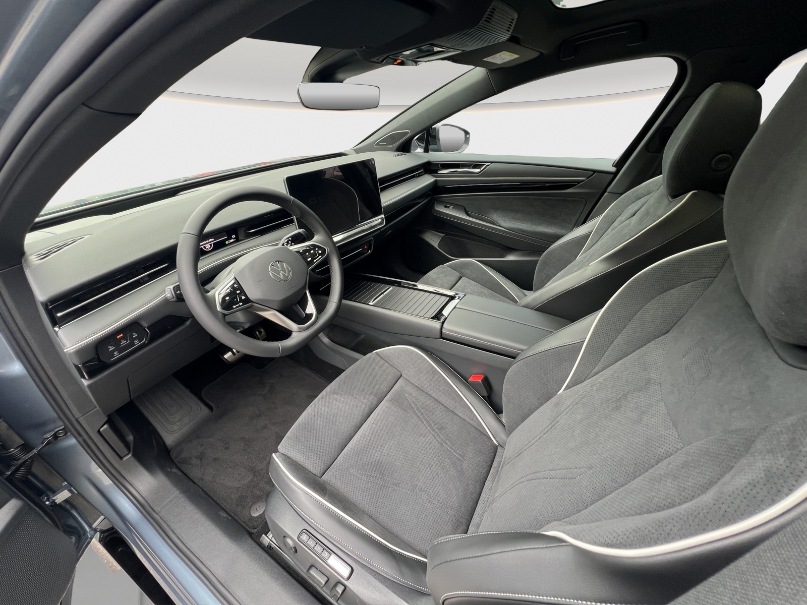 VW ID.7 Tourer Pro S 86 kWh Pro S United-image-8