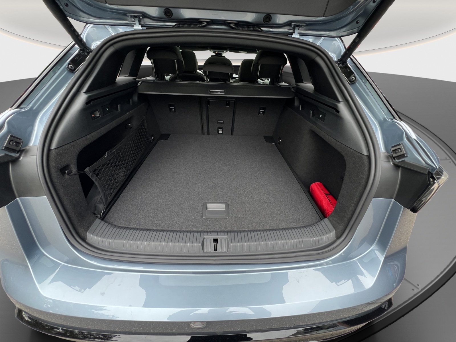VW ID.7 Tourer Pro S 86 kWh Pro S United-image-12