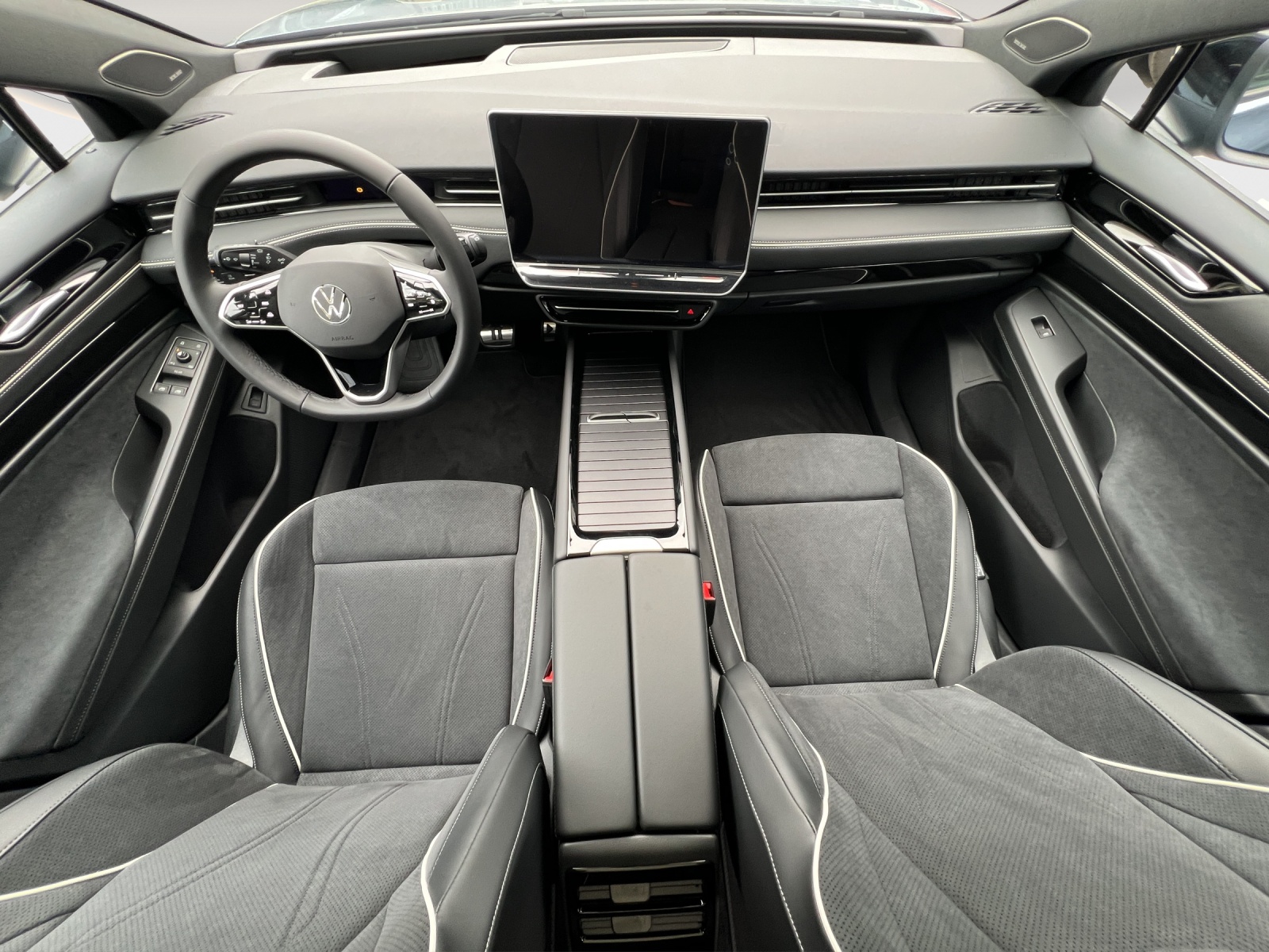 VW ID.7 Tourer Pro S 86 kWh Pro S United-image-10