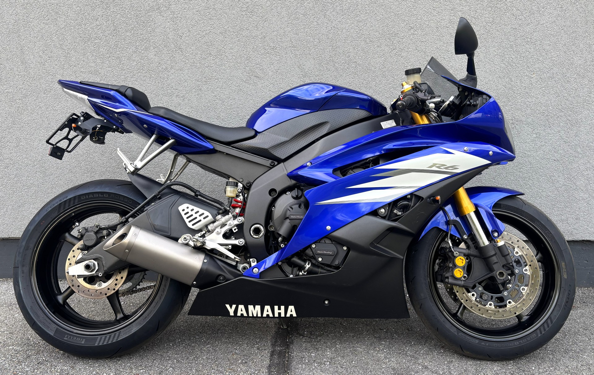 YAMAHA YZF-R6