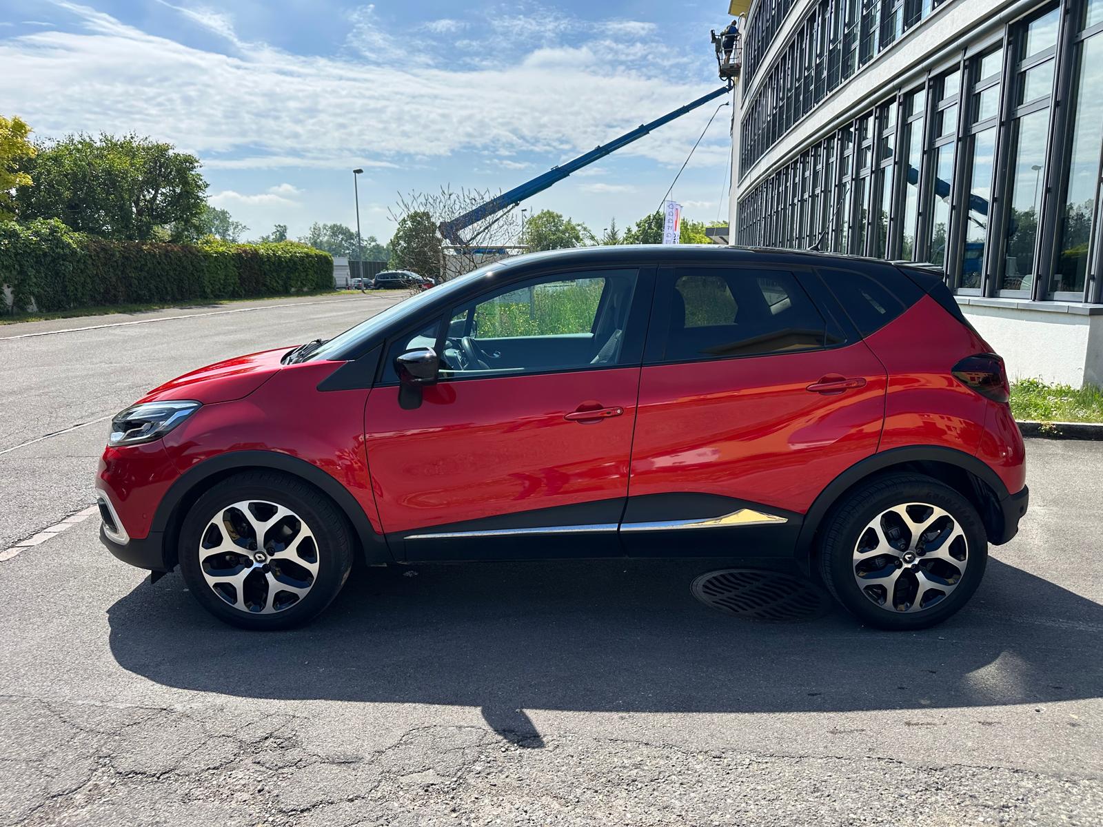 RENAULT Captur 1.3 T 16V Red Edition EDC-image-3