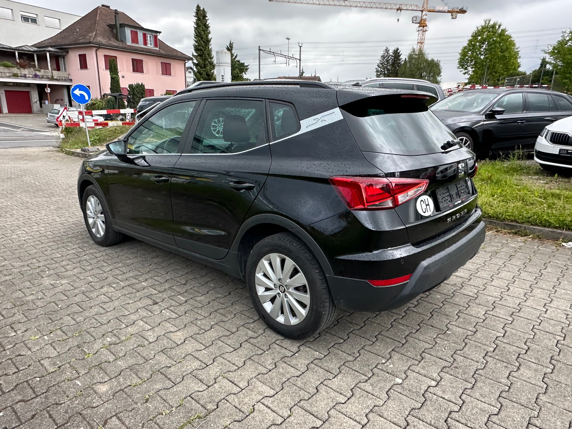 SEAT Arona 1.0 TSI Eco Style-image-2