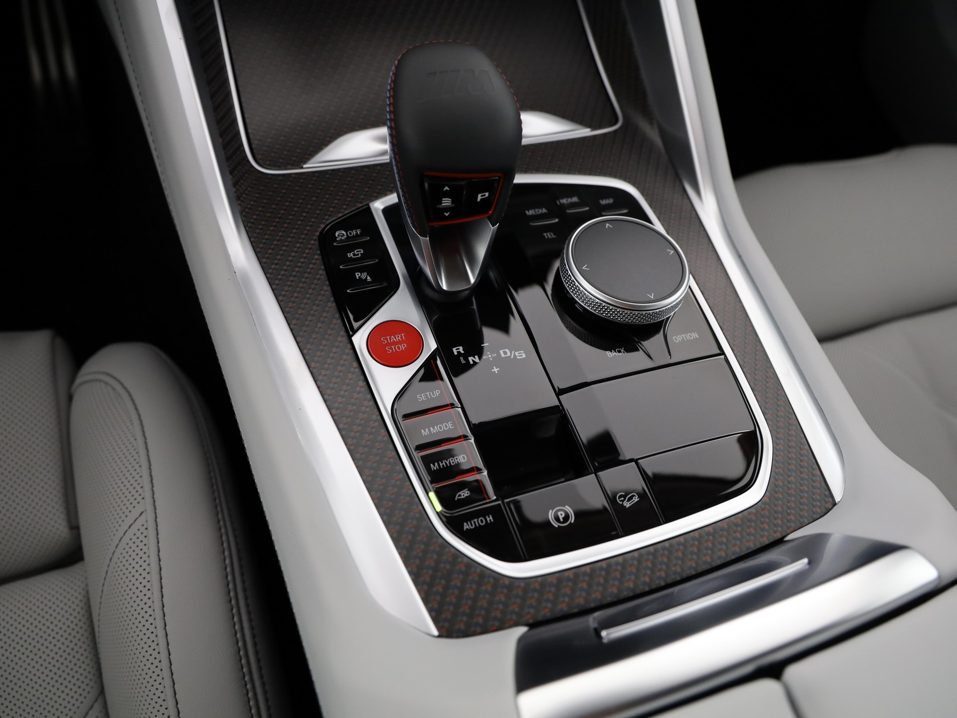BMW XM Label Plug-in Hybrid-image-18