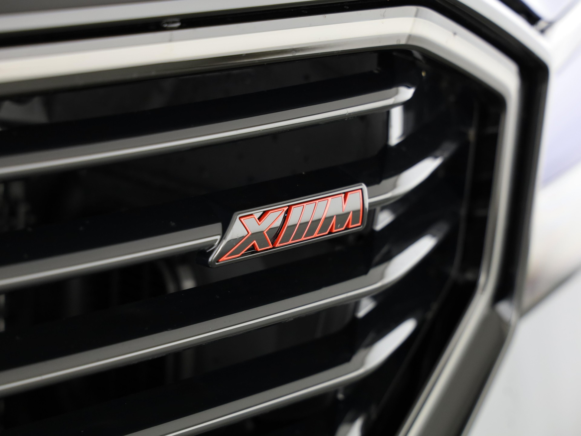 BMW XM Label Plug-in Hybrid-image-6
