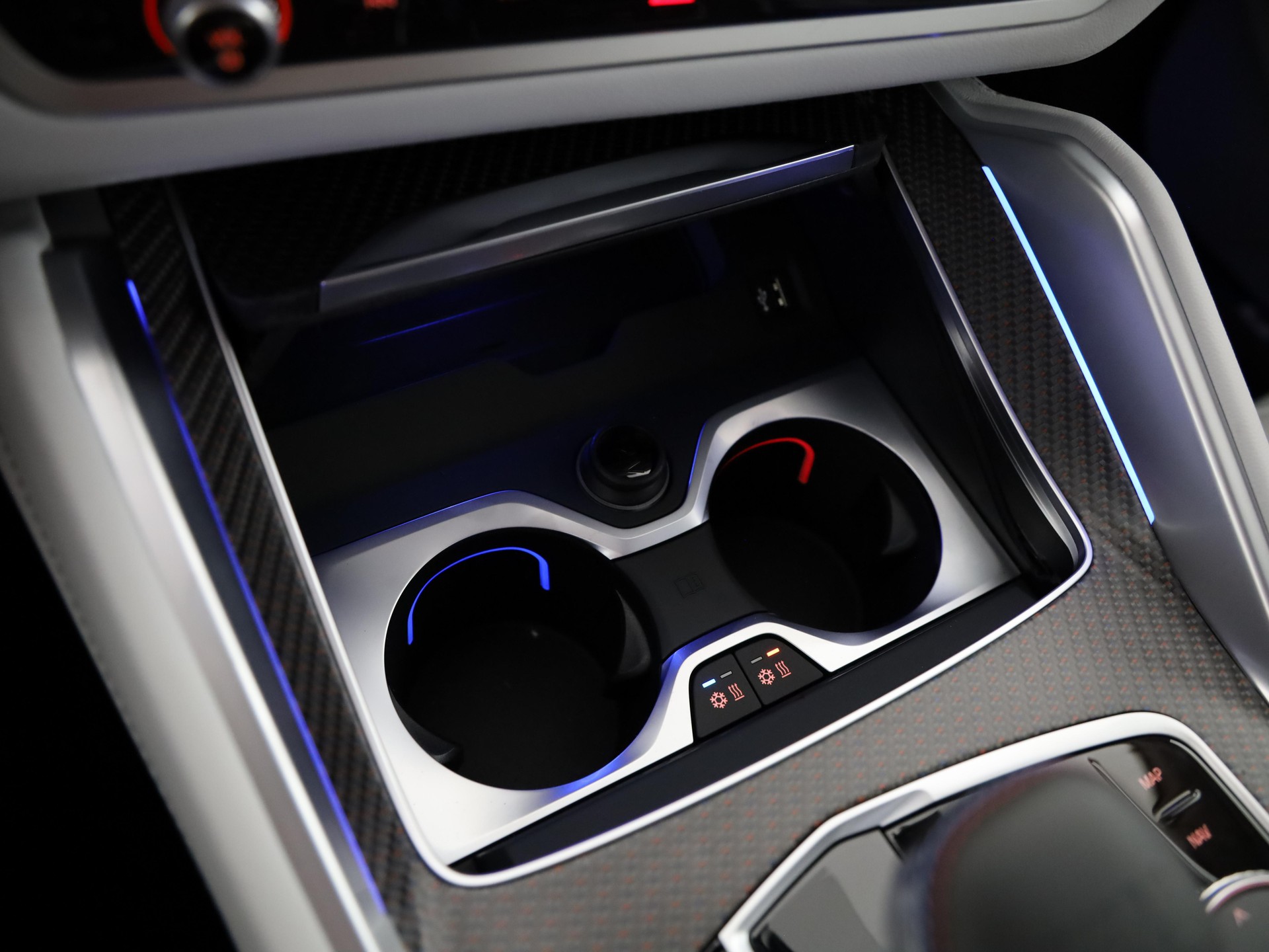BMW XM Label Plug-in Hybrid-image-19