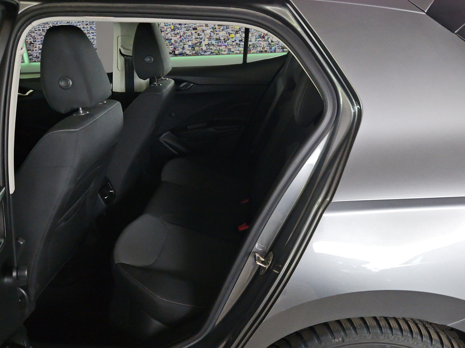 SKODA Fabia 1.0 MPI Ambition-image-9
