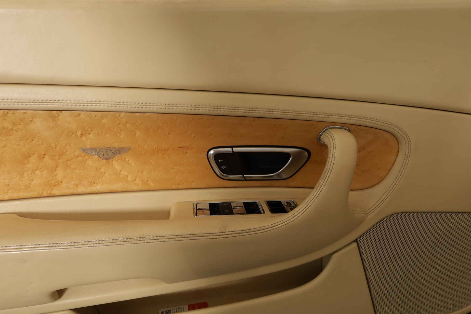 BENTLEY Continental GTC 6.0-image-14