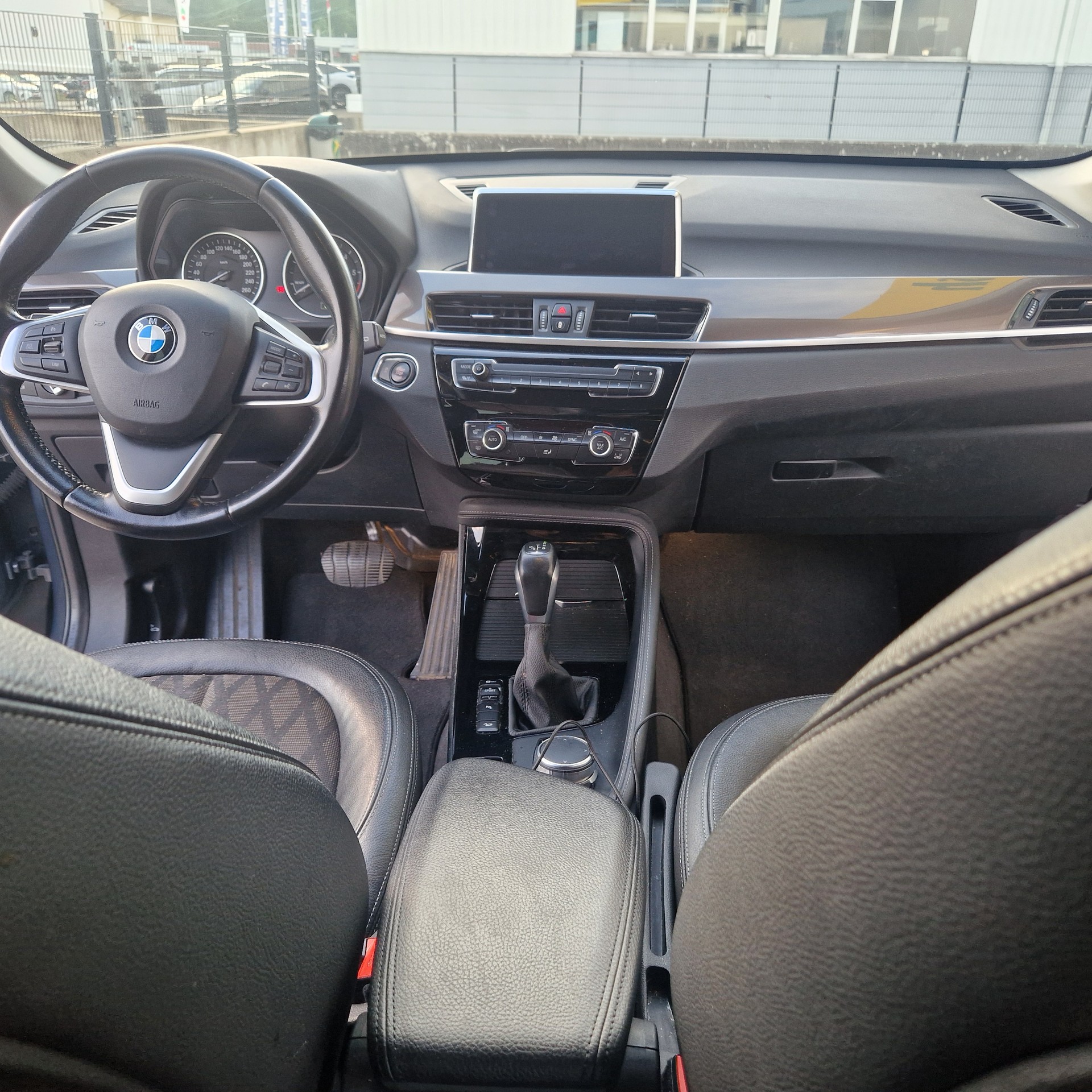 BMW 25d xDrive-image-3