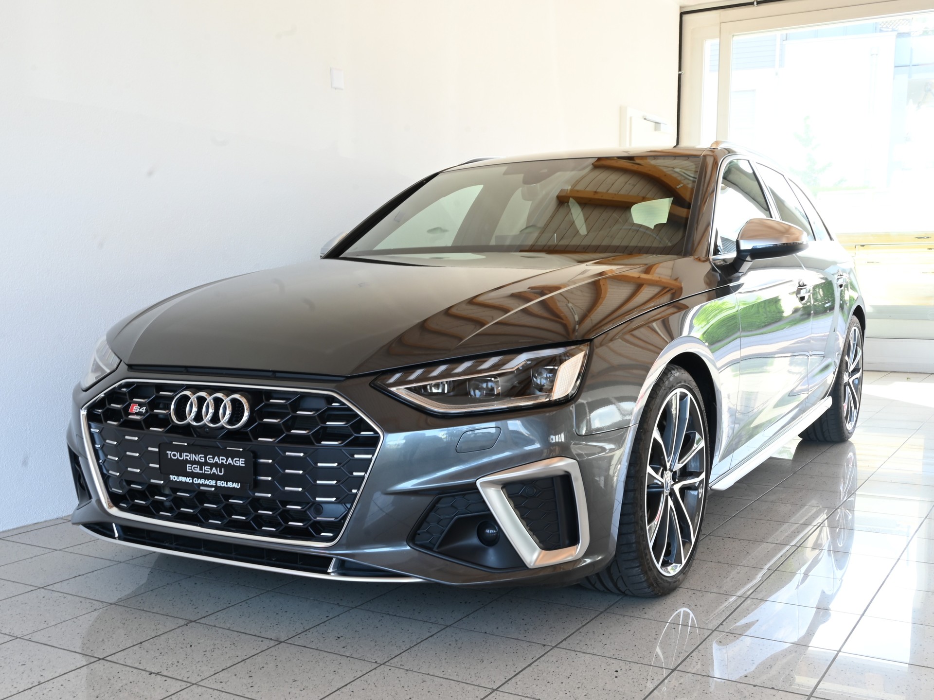 AUDI S4 Avant 3.0 V6 TDI quattro T-Tronic-showroom-element-1