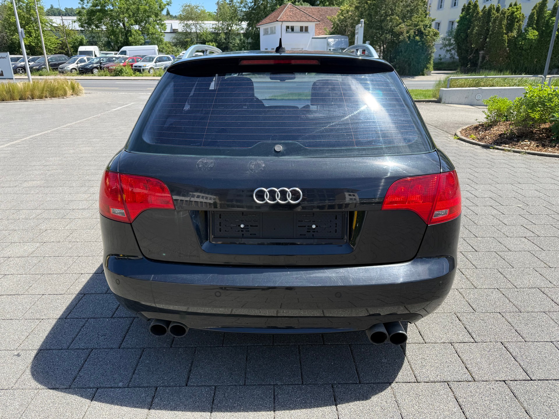 AUDI S4 Avant 4.2 V8 quattro-image-4
