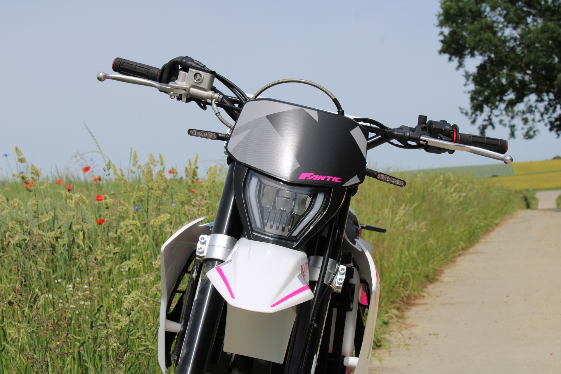 FANTIC 125 SM Performance 2026-image-2
